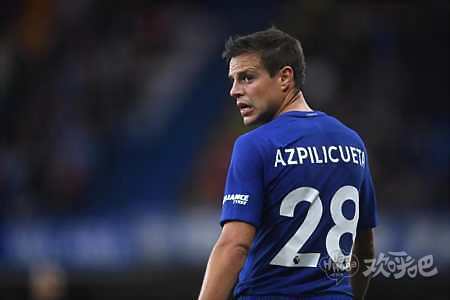 【FIFA18】圣诞SBC解析:圣诞AZP究竟值不值得做?