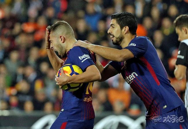 梅西进球被判无效,西甲强强对话巴伦西亚主场1-1战平巴萨