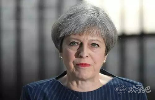 在18日的时候,英国首相特蕾莎-梅突然宣布提前进行大选(比预定选举提前了3年)。善于活跃气氛的442也是为了应景,盘点了一些英超主教练,看看他们担任国家领导人如何。虽然说英国大选的事情对于我们中国球迷而言并没有啥影响,但英超主教练竞选国家领导人会如何,还望博君一笑。