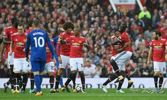 瓦伦西亚世界波,曼联4-0大胜埃弗顿