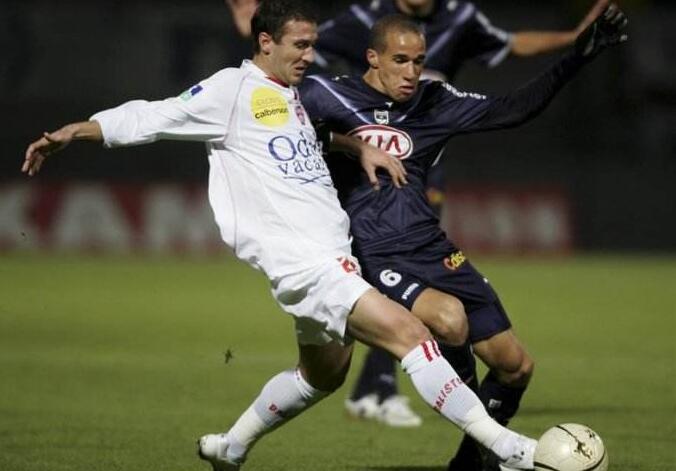 里昂VS第戎前瞻:里昂主场强大,第戎防守能力弱 里昂VS第戎前瞻:里昂主场强大,第戎防守能力弱