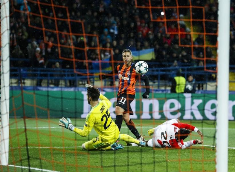顿涅茨克矿工3-1战胜费耶诺德