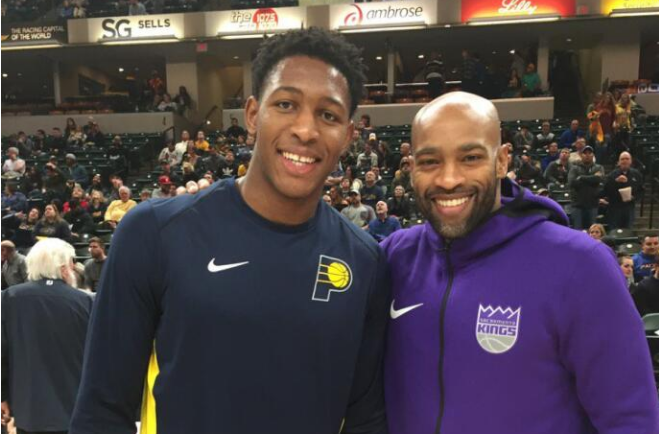 竟然是他，NBA最老与最年轻球员合影