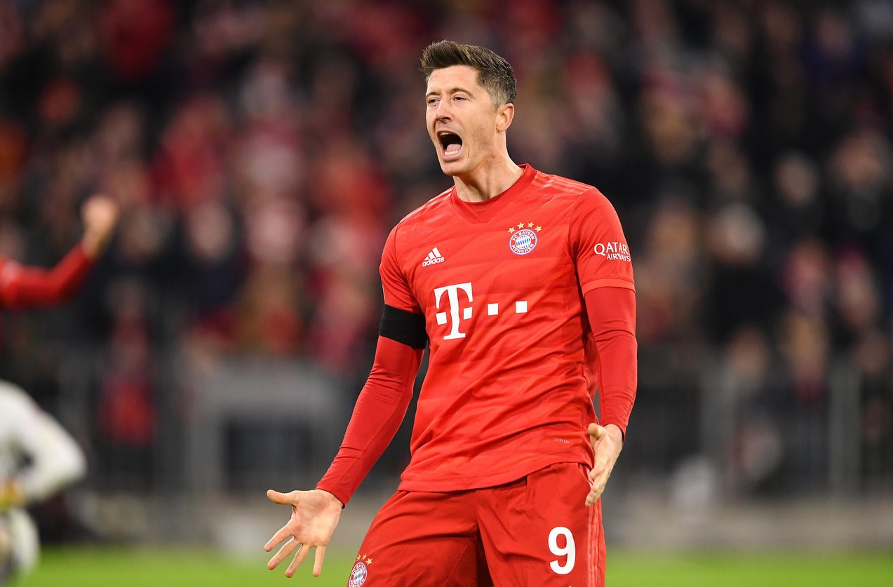 拜仁旧将莱万是一位令人惊讶的前锋