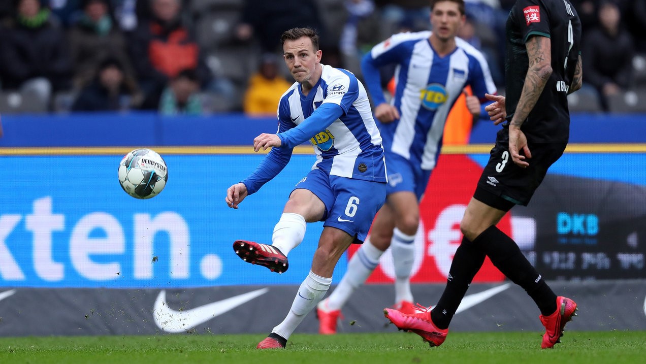 德乙球队出现2名确诊，德甲复赛抹上一层阴影