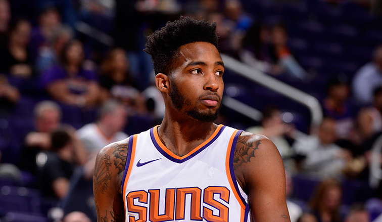 热火正式宣布签下小德里克琼斯