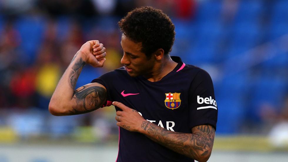 赛后,内马尔解释了自己的庆祝动作.