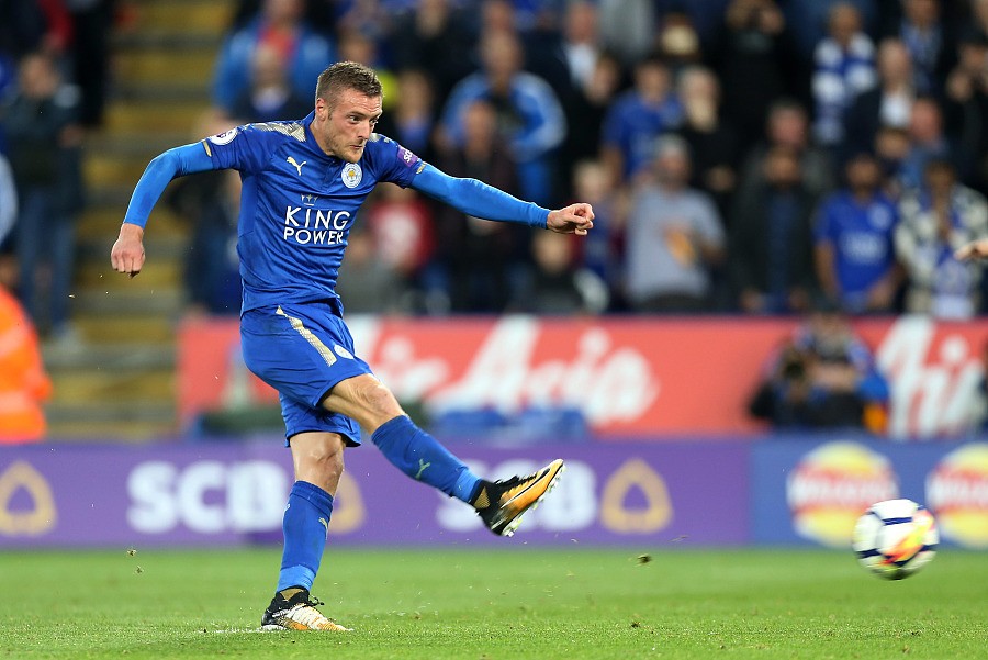 瓦尔迪:凯恩状态很好 但不意味其他前锋一定是替补