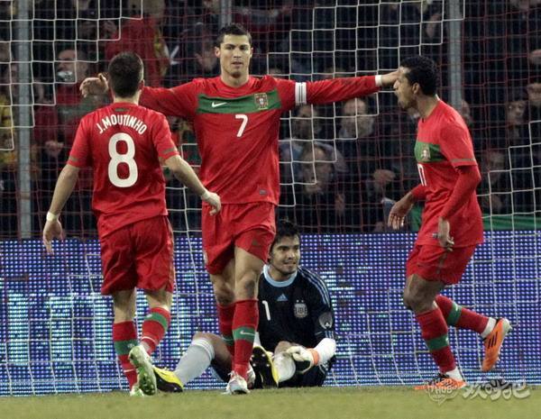 瑞士门将期待对阵葡萄牙：C罗是一个随时能进球的球员