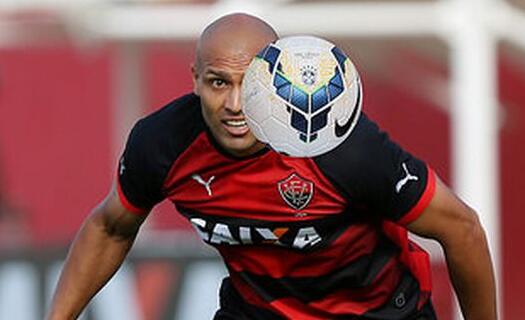 维多利亚vs累西腓体育前瞻:主队状态出色,客队深陷保级泥潭