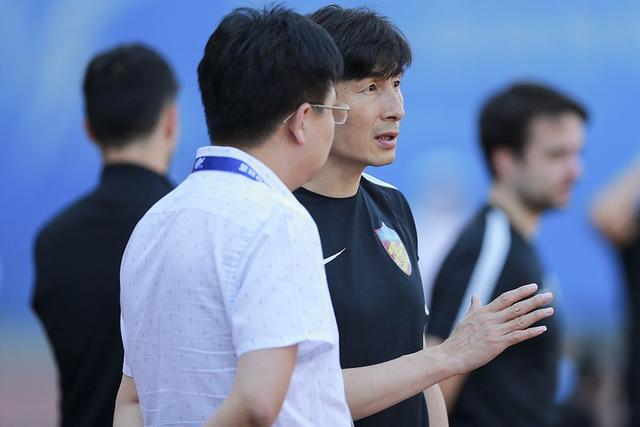 天津权健领队李玮锋：退役前腿累，退役后脑子累