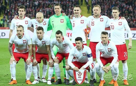 波兰4-0立陶宛 多点开花波兰用胜利奔赴俄罗斯