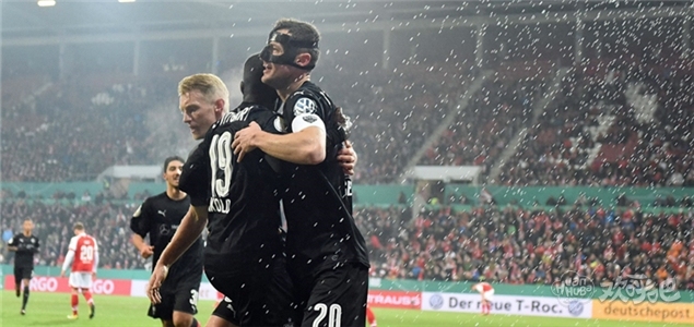 德国杯战报：纽伦堡0比2沃尔夫斯堡，狼堡加时阶段连进2球拿下比赛