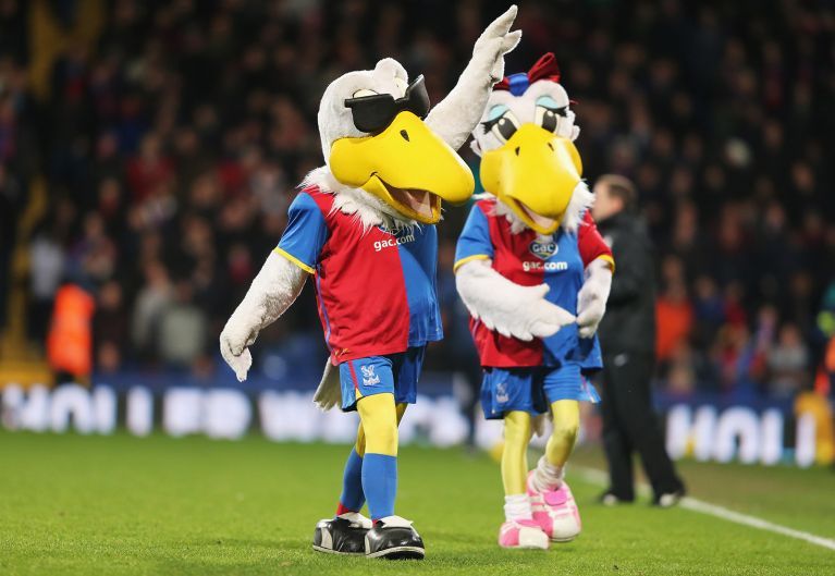 水晶宫吉祥物：皮特和爱丽丝